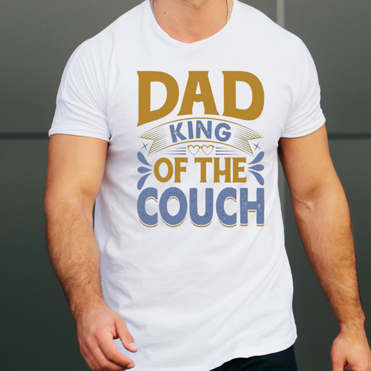 Dad King of the couch .... Men's Tshirt