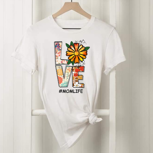 Love #Momlife Women's Short sleeve Tshirt